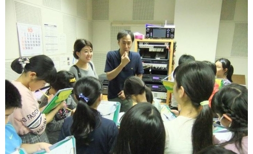 BSN社内見学 村上市立瀬波小学校
