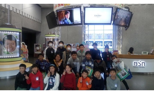 BSN社内見学 燕市立粟生津小学校