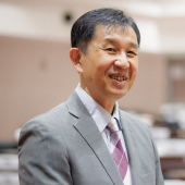 伊藤巨志(三条市在住 新潟県立大学学生部長)