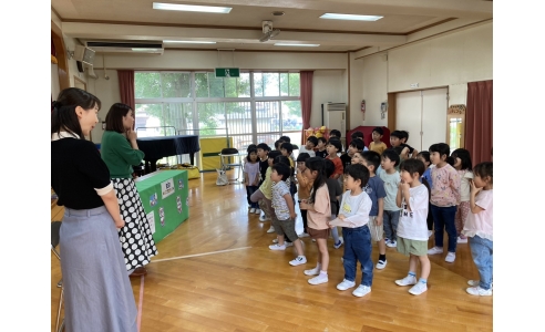 【読み聞かせ】柏こども園(長岡市)